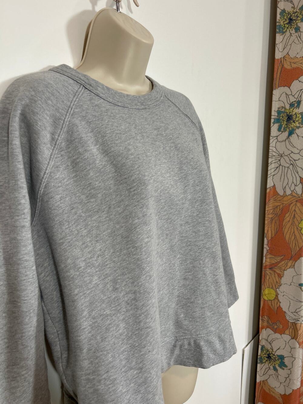 Athleta Sweatshirt in Gray Women's Large